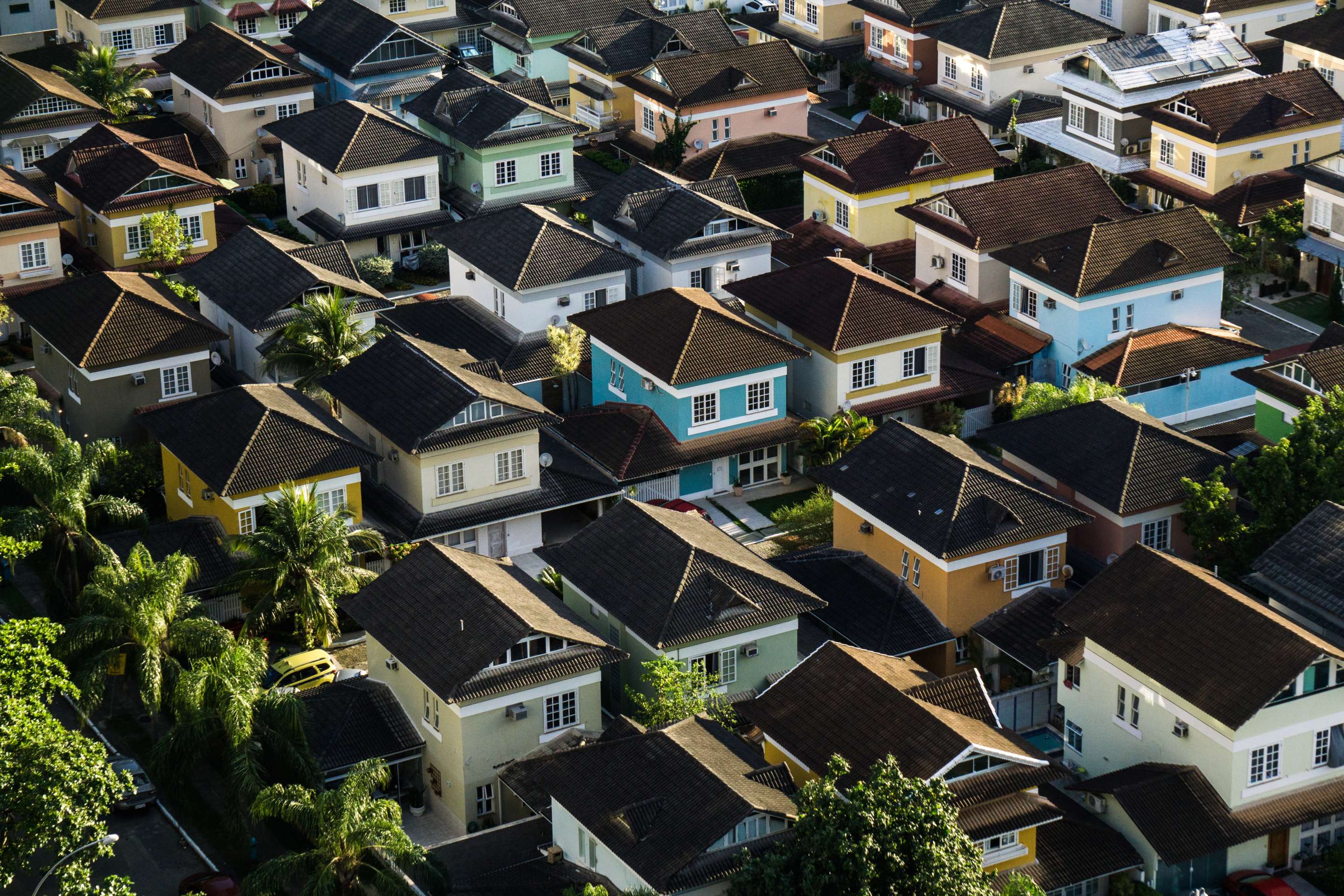 Pictures of a neighborhood reveal the need for real estate SEO strategies in a competitive market.